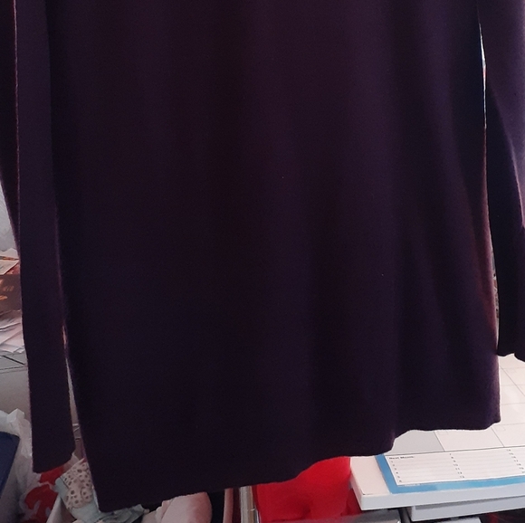 Sweater - Picture 8 of 9